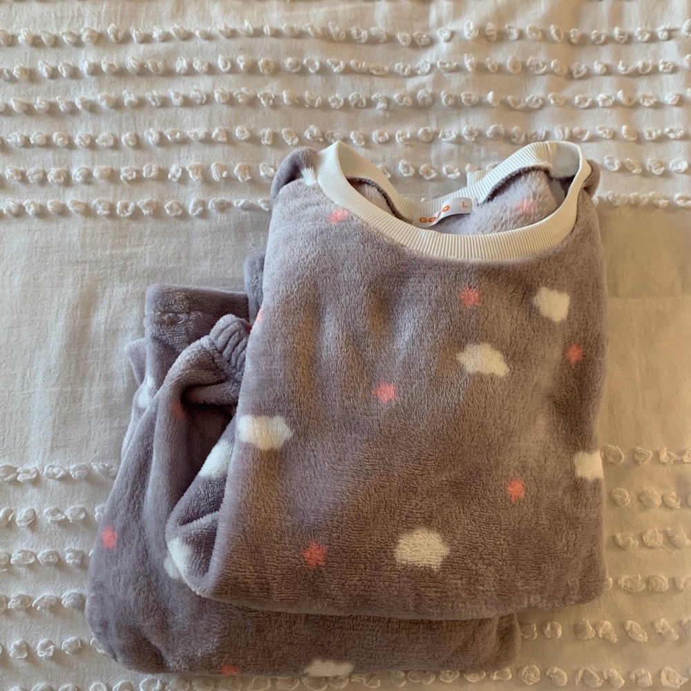 Girls fuzzy pj set
